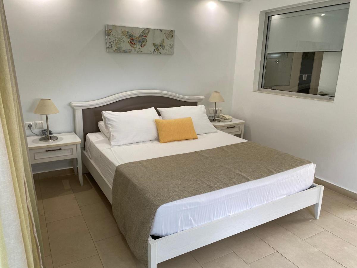 קוטסונארי Aroma Creta Bed And Breakfast מראה חיצוני תמונה